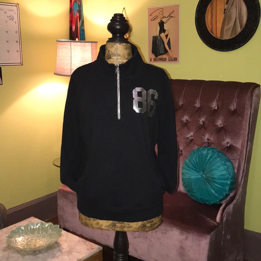 PINK black sweatshirt